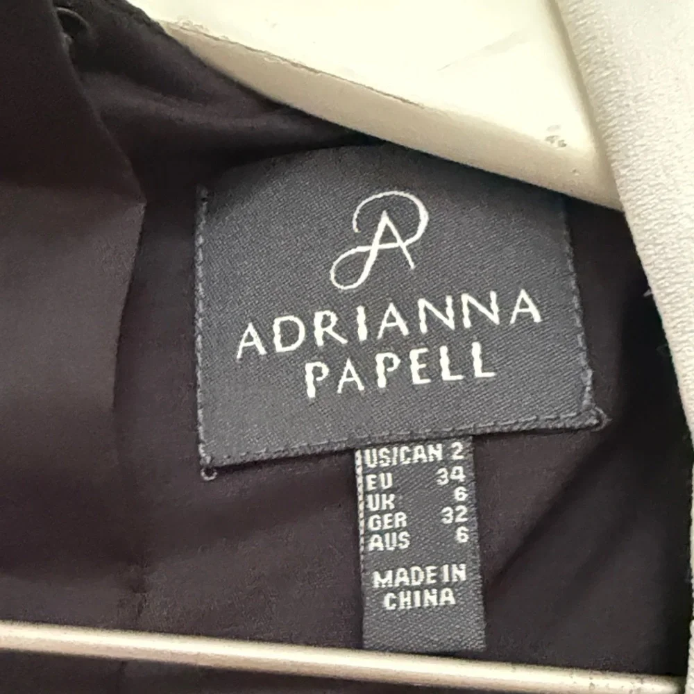 Adrianna Papell Dress Size 2 Style 012253060 Black and White Geometric - Picture 3 of 3